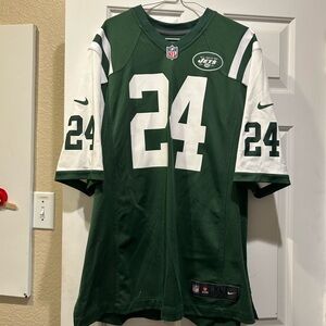 New York Jets #24 Darrelle Revis on field NFL Nike Jersey XL